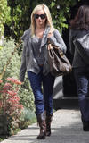 th_11443_ashleytisdaleoutinwesthollywoodtikipetercelebritycity003_123_1034lo.jpg