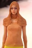 th_34350_md-lerage.com-fw04-rtw-paris-w-miyake-009-3wnkebdz_123_1053lo.jpg