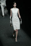 th_34839_md-lerage.com-fw04-rtw-paris-w-loewe-001-5em5j1rt_122_1071lo.jpg