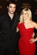 th_32220_Tikipeter_Reese_Witherspoon_Water_For_Elephants_Paris_Premiere_049_123_497lo.jpg
