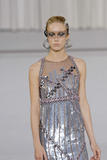 th_34816_Chanel_Paris_Haute_Couture_Spring_Summer_2007_0008_122_536lo.jpg