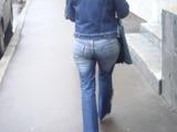 Девушки в джинсах