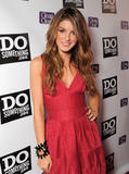 th_90904_Shenae_Grimes_celebutopia_net_5117_123_719lo.jpg