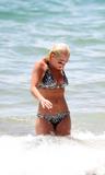 Elisha Cuthbert in new set of bikini candids from Hawaii