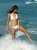 th_58749_Celebutopia-Victoria41s_Secret_Models_in_bikini_at_Fontainebleau_Miami_Beach-43_122_790lo.jpg