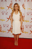 http://img137.imagevenue.com/loc946/th_44551_celeb-city.org_Hayden_Panettiere_Ai_Spa_Re-launch_Party_01-25-2008_033_123_946lo.jpg